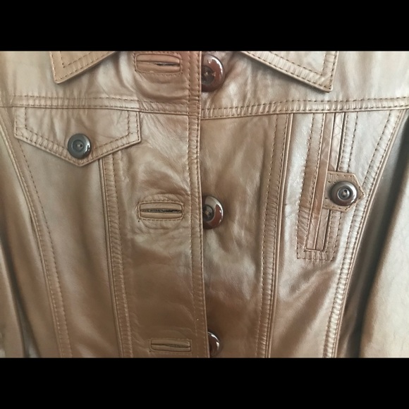 Brand new leather coat - Picture 5 of 8